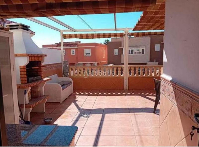 Foto 3a2ed869-fdd1-40e8-b72c-684c4491331e. Casa adossada amb aparcament piscina a Huércal de Almería
