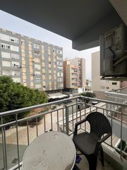Lloguer Pis a Ciudad Jardín - Tagarete - El Zapillo. Piso en el zapillo para temporada escolar