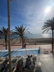 Alquiler Piso en Ciudad Jardín - Tagarete - El Zapillo. Fantástico piso en primera linea de playa