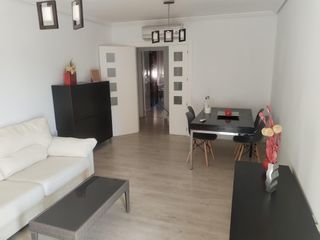 Miete Etagenwohnung in San Luis. Piso en alquiler, alcampo