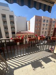 Affitto Piccolo appartamento in Nueva Andalucía. Piso en nueva andalucia