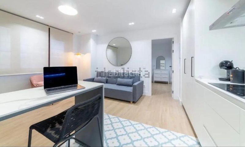 Foto 550ec241-711a-4a88-96a2-7954dd60380c. Apartament a Centro Almería