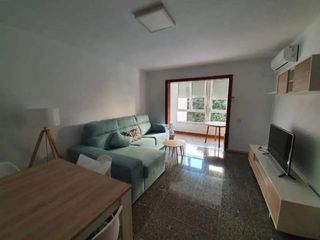 Lloguer Pis a Ciudad Jardín - Tagarete - El Zapillo. Magnifico piso en el zapillo para estudiantes 4 hab.