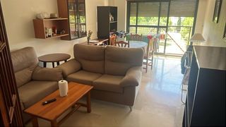 Affitto Appartamento in Nueva Andalucía. Piso en alquiler de 4 habitaciones espectacular