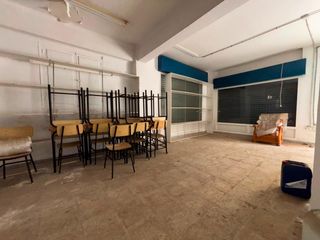Local Comercial a Ciudad Jardín - Tagarete - El Zapillo. Haz realidad tu proyecto en una de las zonas mas demandadas del