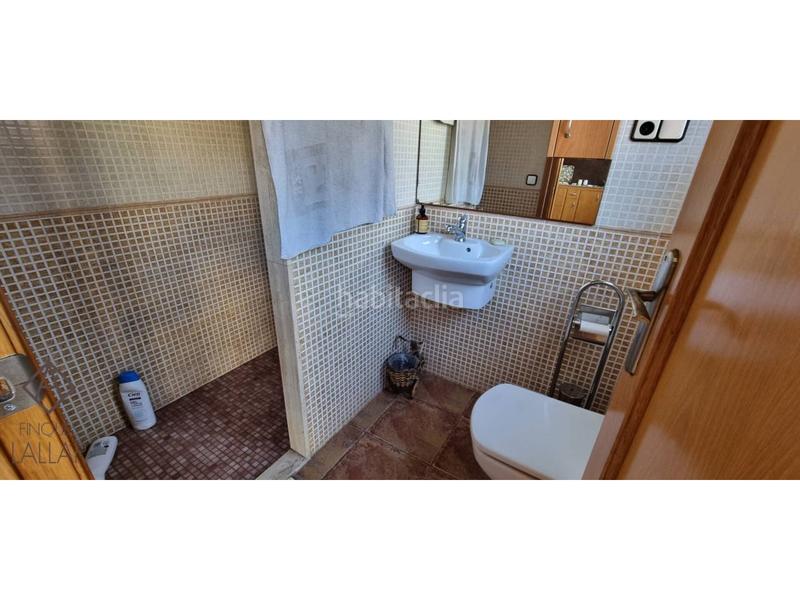 Foto 7f5a1a87-55e9-4d51-998e-9d1f08acc758. Casa adossada amb calefacció aparcament a Font Verda Granollers