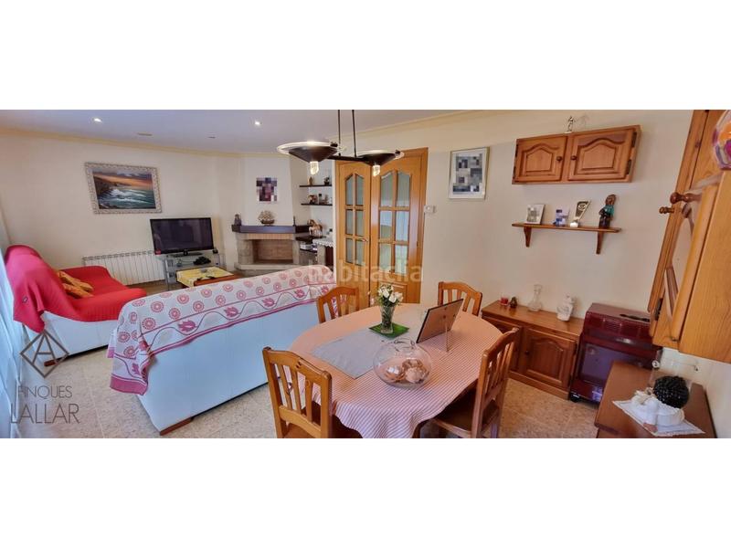 Foto c2f7404e-2140-47a1-a00f-dd6114cab1c2. Casa adossada amb calefacció aparcament a Font Verda Granollers