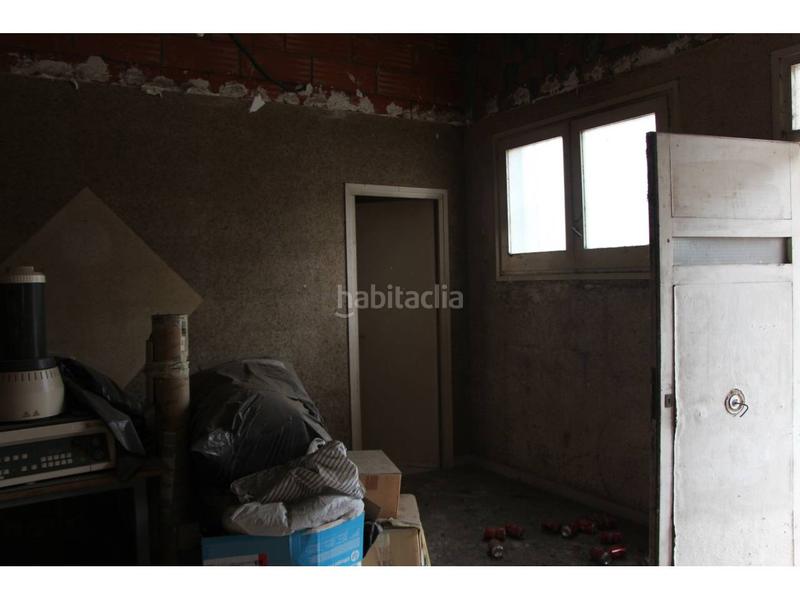 Foto a04cec9a-16b5-43d0-ac60-6be56291f5b8. Business premise in josep umbert 130 in Centre Granollers