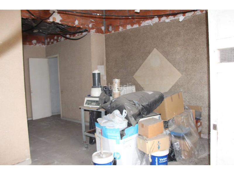 Foto c85a5603-3966-484a-8cd4-cda678845066. Business premise in josep umbert 130 in Centre Granollers