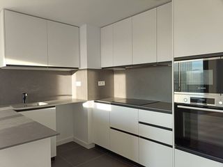 Duplex in Calle francesc ribas 56. Duplex de obra nueva en venta en font verda