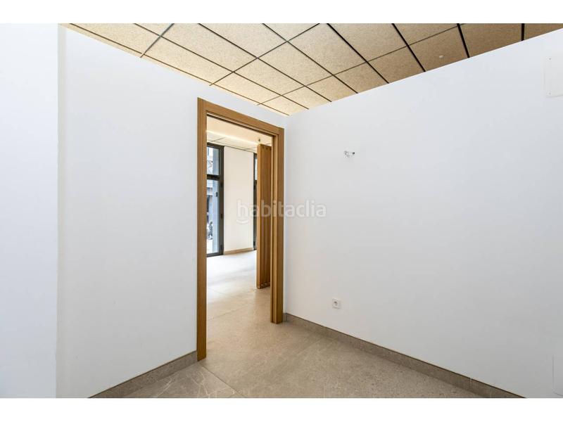 Foto 1d5ac148-5026-4d6b-92af-8d64c0bf7db2. Lloguer local comercial a muntanya 127 a Font Verda Granollers