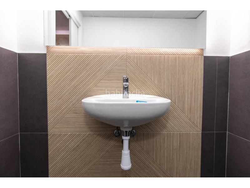 Foto 337f0e59-6464-4a55-9def-cff6c6b45229. Location local commercial dans muntanya 127 dans Font Verda Granollers