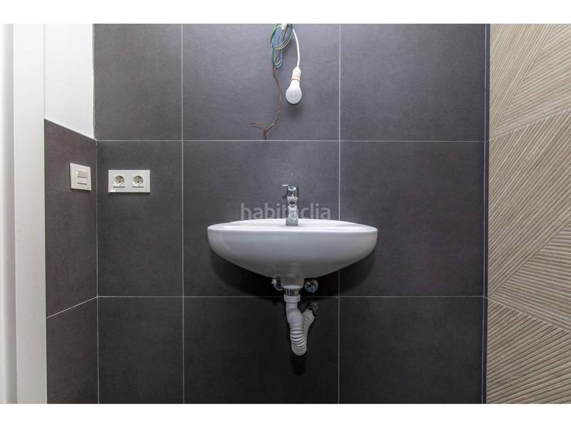 Foto 08c3ed5f-ead9-44c0-80d8-baa489befa54. Lloguer local comercial a muntanya 127 a Font Verda Granollers