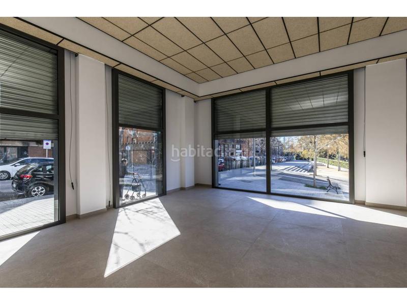 Foto 28e213a1-0a12-4404-b413-87adc8d5d38c. Lloguer local comercial a muntanya 127 a Font Verda Granollers