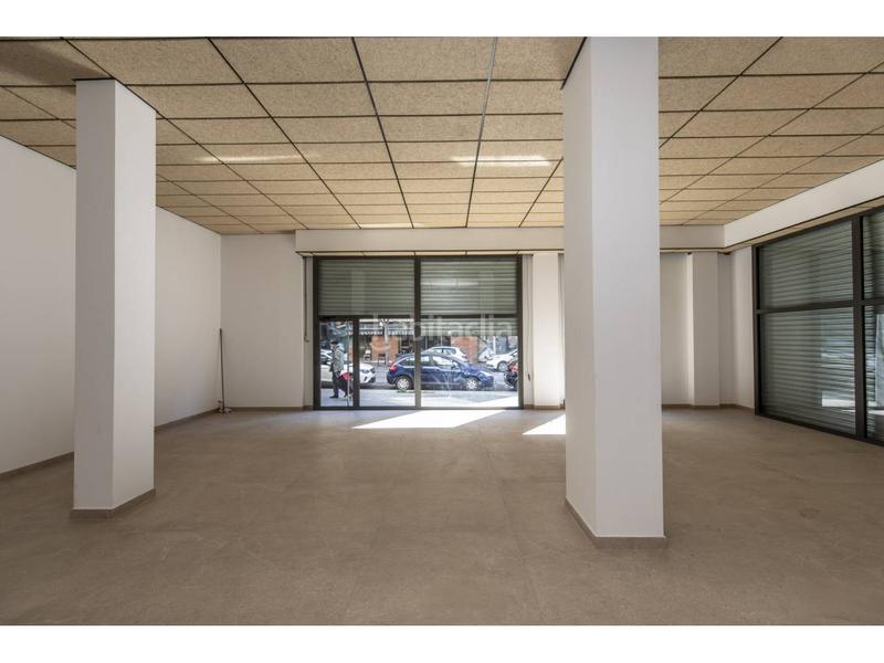 Foto 6fbb2d1b-51ab-4cbb-964a-97ae694eeac2. Lloguer local comercial a muntanya 127 a Font Verda Granollers