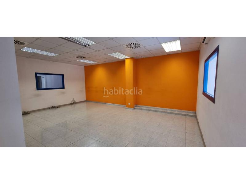 Foto 1c28828b-03d9-4546-b813-32fe53730690. Lloguer local comercial a emili botey i alsina 15 a Granollers