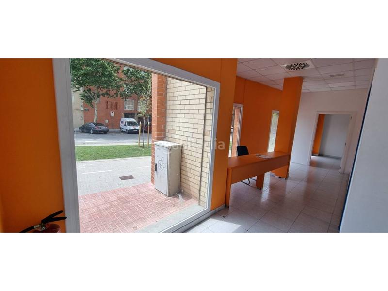 Foto 23563448-c593-4744-9dcc-8c6537e5a581. Lloguer local comercial a emili botey i alsina 15 a Granollers