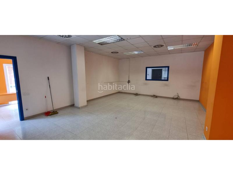 Foto 60d37a2b-7596-4861-b275-06f7487d996e. Lloguer local comercial a emili botey i alsina 15 a Granollers