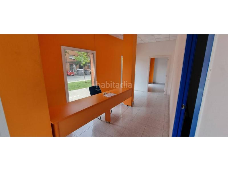 Foto d9163ec5-ac1a-4a8d-9f3c-dd72c61355f8. Lloguer local comercial a emili botey i alsina 15 a Granollers