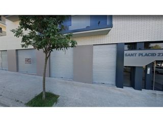 Business premise in Calle sant placid 27. Local comercial en venta en lhostallledoner granollers