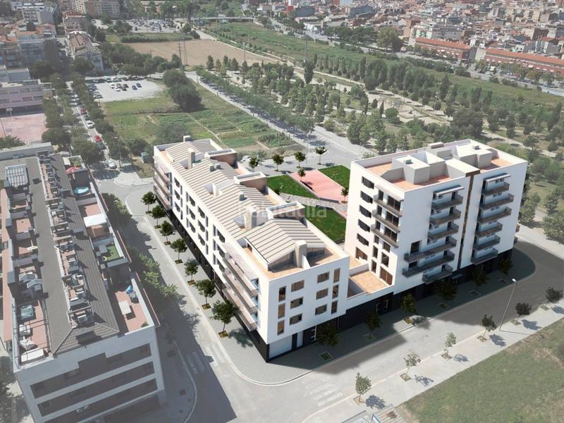 Foto 3c64a13f-41c8-4a25-b243-0ce319e1d225. Local commercial dans sant placid 27 dans Lledoner Granollers