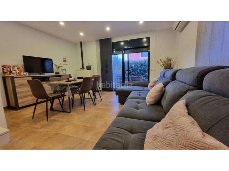 Foto 8ff1f0a5-75e0-4c18-ab02-5f8a99e54845. Casa pareada casa en venta en montroig del camp en Mont-roig del Camp