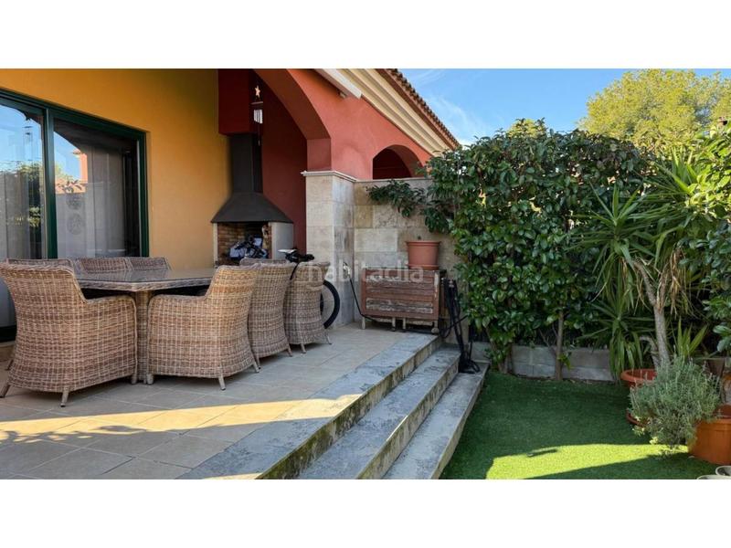 Foto d844fbd5-9493-42a3-9183-32dd1da7a9b8. Casa pareada casa en venta en montroig del camp en Mont-roig del Camp
