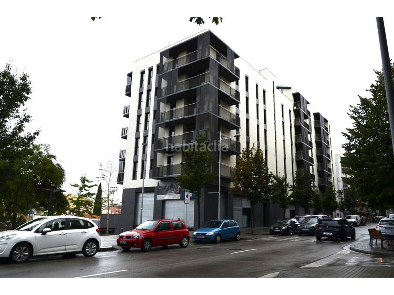 Foto 2adce6bb-4c1e-429e-9062-928f156ddc49. Aparcament cotxe a muntanya 127 a Font Verda Granollers