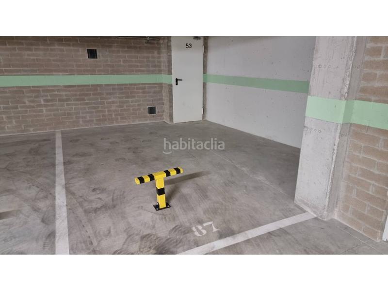 Foto 65acd786-c377-48d5-bfc6-7b6c52f7c91c. Aparcament cotxe a muntanya 127 a Font Verda Granollers