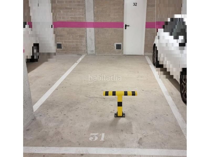 Foto 913fc644-1af1-443a-9692-9728516d5e88. Aparcament cotxe a muntanya 127 a Font Verda Granollers