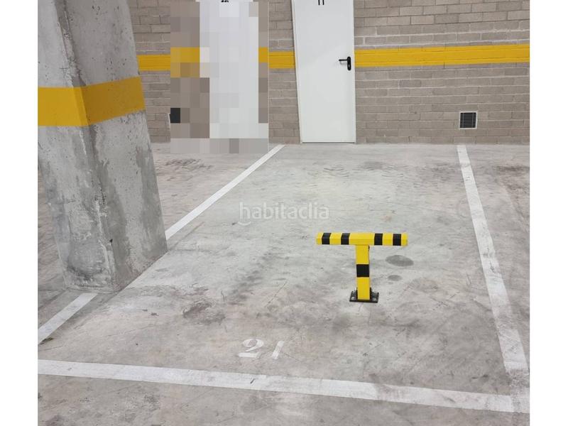 Foto bfad1fde-fec0-4ba9-b215-3279b4b94ecf. Aparcament cotxe a muntanya 127 a Font Verda Granollers