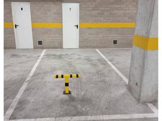 Parking voiture à Paseo muntanya 127. Venta de parking con trastero en granollers
