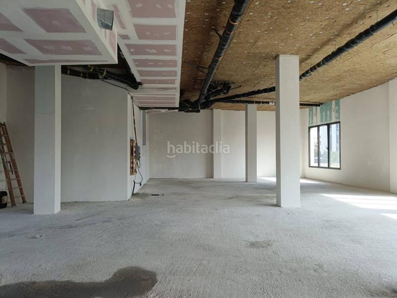 Foto e219f93c-8a13-4098-8372-e1900e55a8a4. Alquiler local comercial alquiler de local comercial , zona Font Verda en Granollers