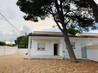 Chalet  Baix. Venta de chalet independiente en montroig del camp