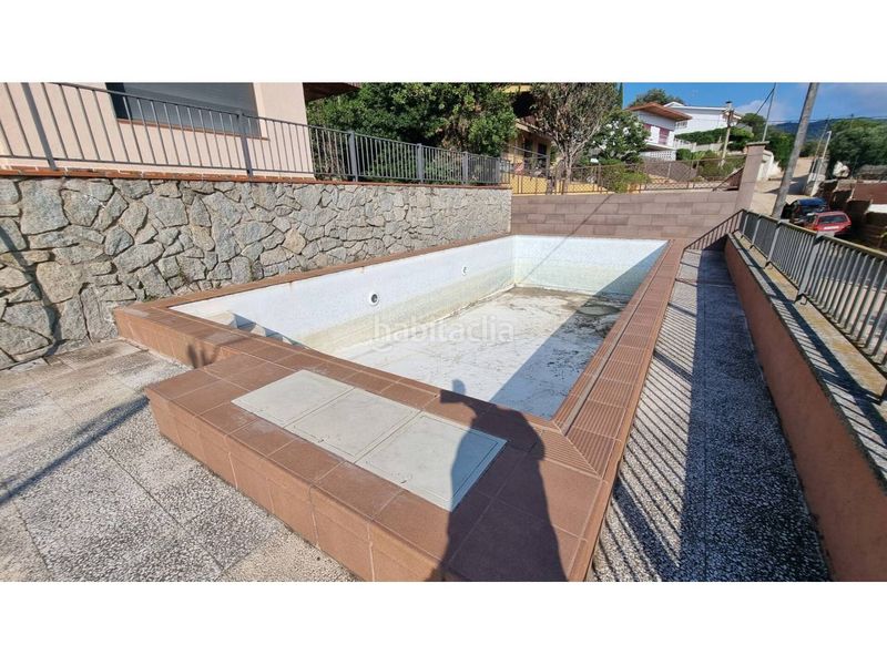 Foto 8db982a0-2814-4f30-8db2-f14f52b43f56. Casa amb calefacció aparcament piscina a Vallromanes