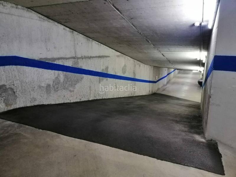 Foto 8ae4d442-de14-44fd-be66-7e0993271be9. Location parking voiture dans sant placid 27 dans Lledoner Granollers