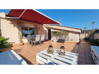 Zweistöckige Wohnung  Badalona. Duplex en venta en montgat
