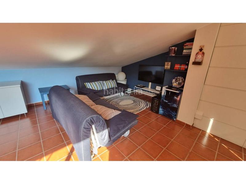 Foto 7d8b38f1-c403-48ef-ad22-459c72f18452. Dúplex duplex en venta en Montgat