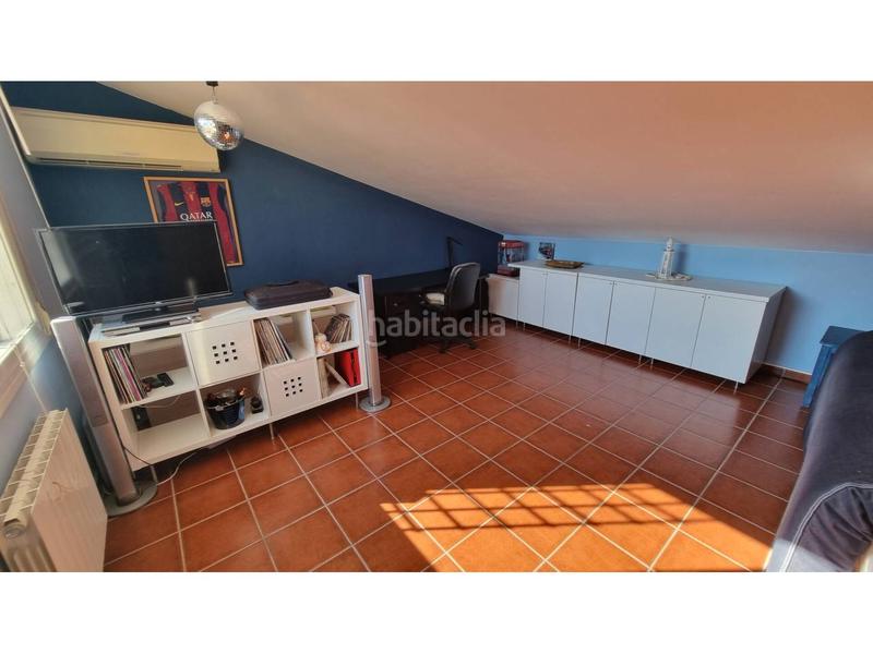 Foto b98328dc-7f78-4180-b4eb-6706ffd838d6. Dúplex duplex en venta en Montgat
