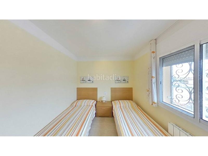 Foto 0dfd0f2e-8c2f-4080-b6d3-c442dd0798c9. Reihenhaus mit parking pool in Passeig Marítim Miami Platja