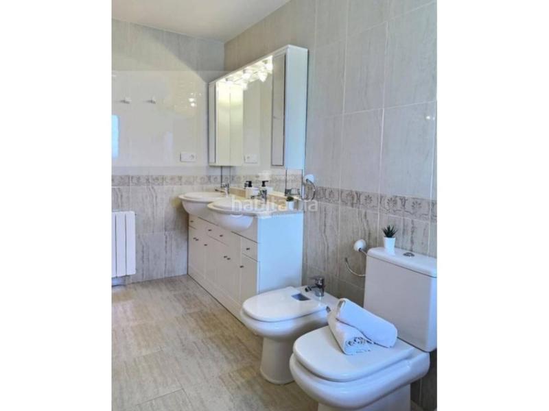 Foto 1868dabb-50b4-4b9f-9b57-3bdd6917d915. Reihenhaus mit parking pool in Passeig Marítim Miami Platja