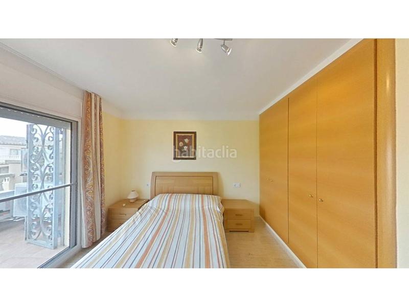 Foto 3f273237-df58-4b77-9716-e7d5117ad003. Reihenhaus mit parking pool in Passeig Marítim Miami Platja