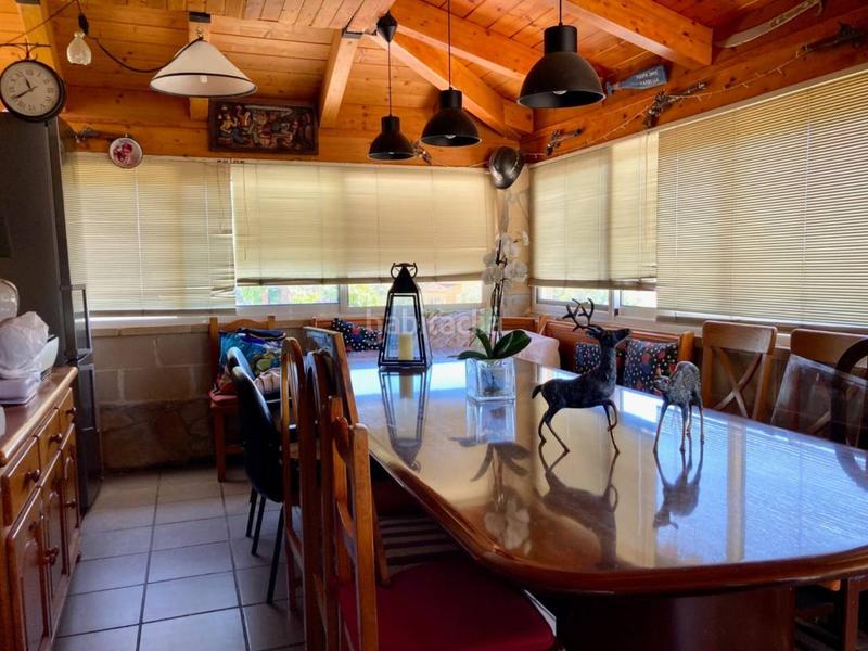 Foto fb5af299-a445-480d-9e50-63404b2ca46e. Xalet amb piscina a Catllar (El)