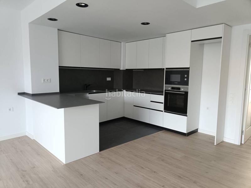 Foto 8d14ab82-b0c0-4b1b-a1af-c4665b427d12. Appartamento in francesc ribas 56 in Font Verda Granollers