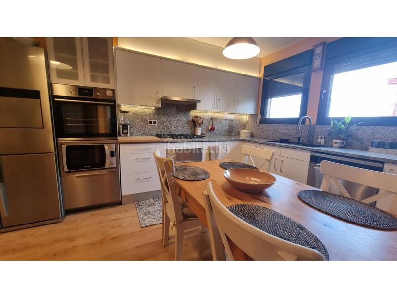 Foto c90bfe3c-de61-4036-867b-621b6eff4440. Duplex avec chauffage parking dans Can bassa Granollers