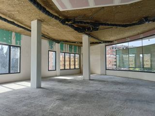 Lloguer Local Comercial a Avenida francesc ribas 56. Alquiler de local comercial en granollers, zona font verda