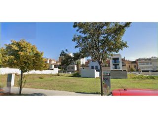 Solar industrial a Calle maria àngels anglada 14. Solar en venta en granollers zona lledoner