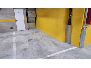 Affitto Posto auto in Paseo montaña 127. Parking  trastero en alquiler en granollers centro