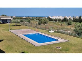 Etagenwohnung  Calle estocolmo. Exclusivo piso con vistas al mar y piscina comunitaria en lampol
