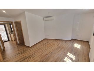 Casa  Calle mare de deu de montserrat. Encantadora casa con garaje en venta, en tres torres, granollers